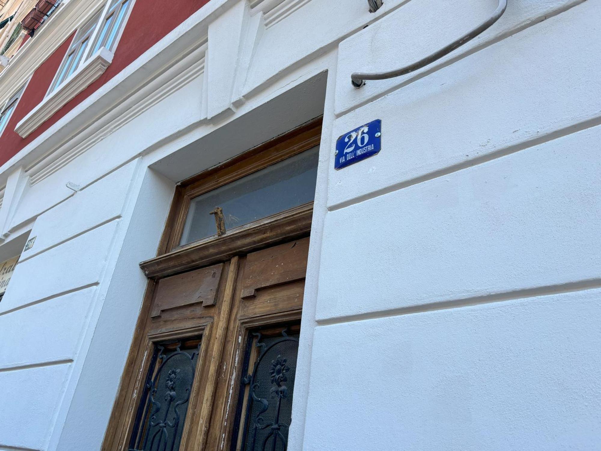 Red Velvet Apartment Trieste Luaran gambar