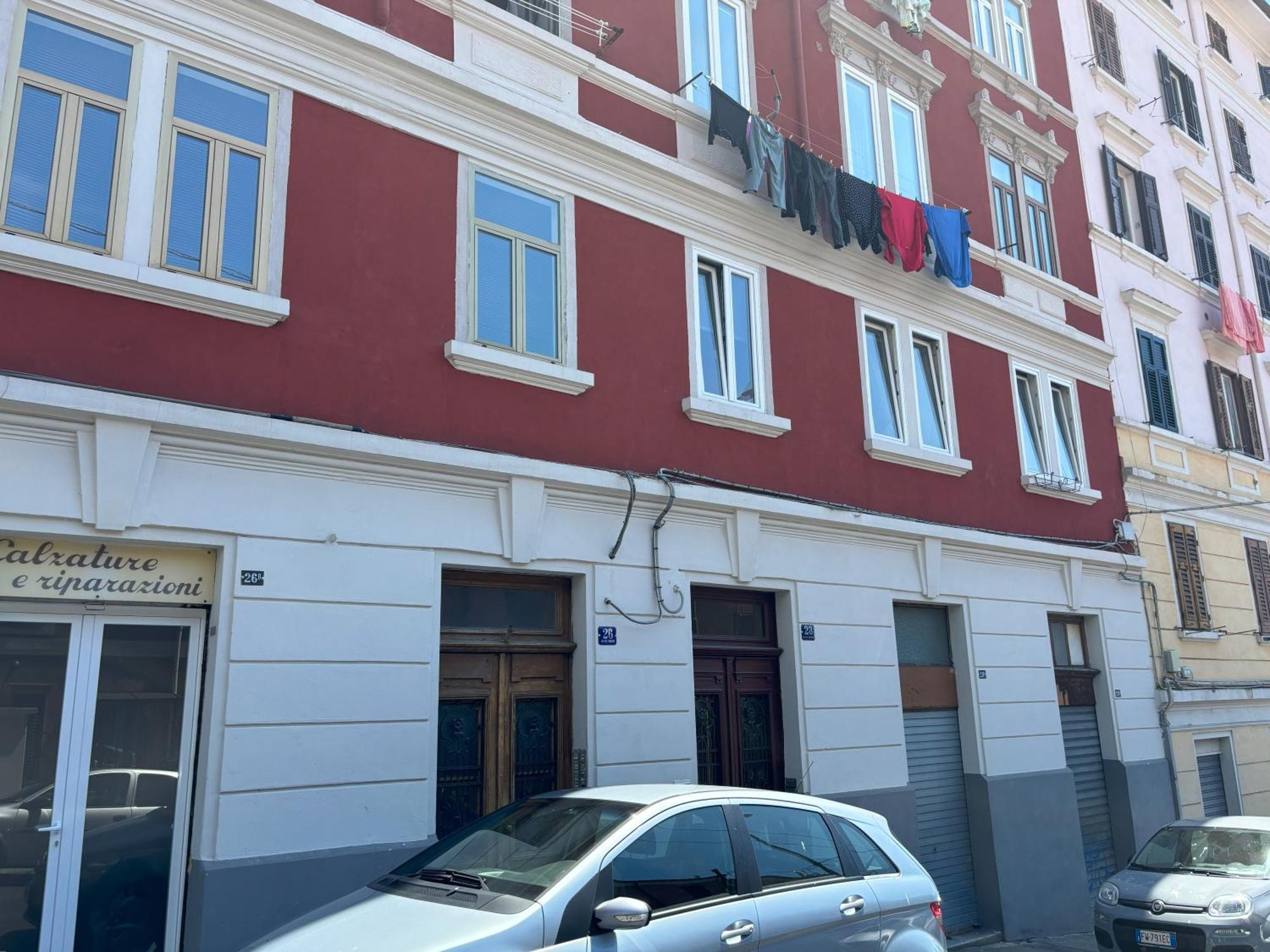 Red Velvet Apartment Trieste Luaran gambar