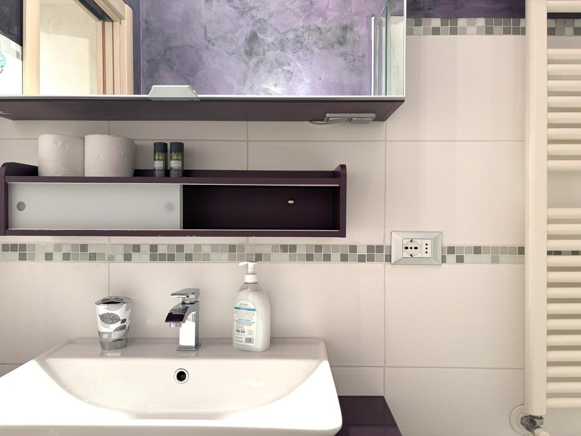 Red Velvet Apartment Trieste Luaran gambar